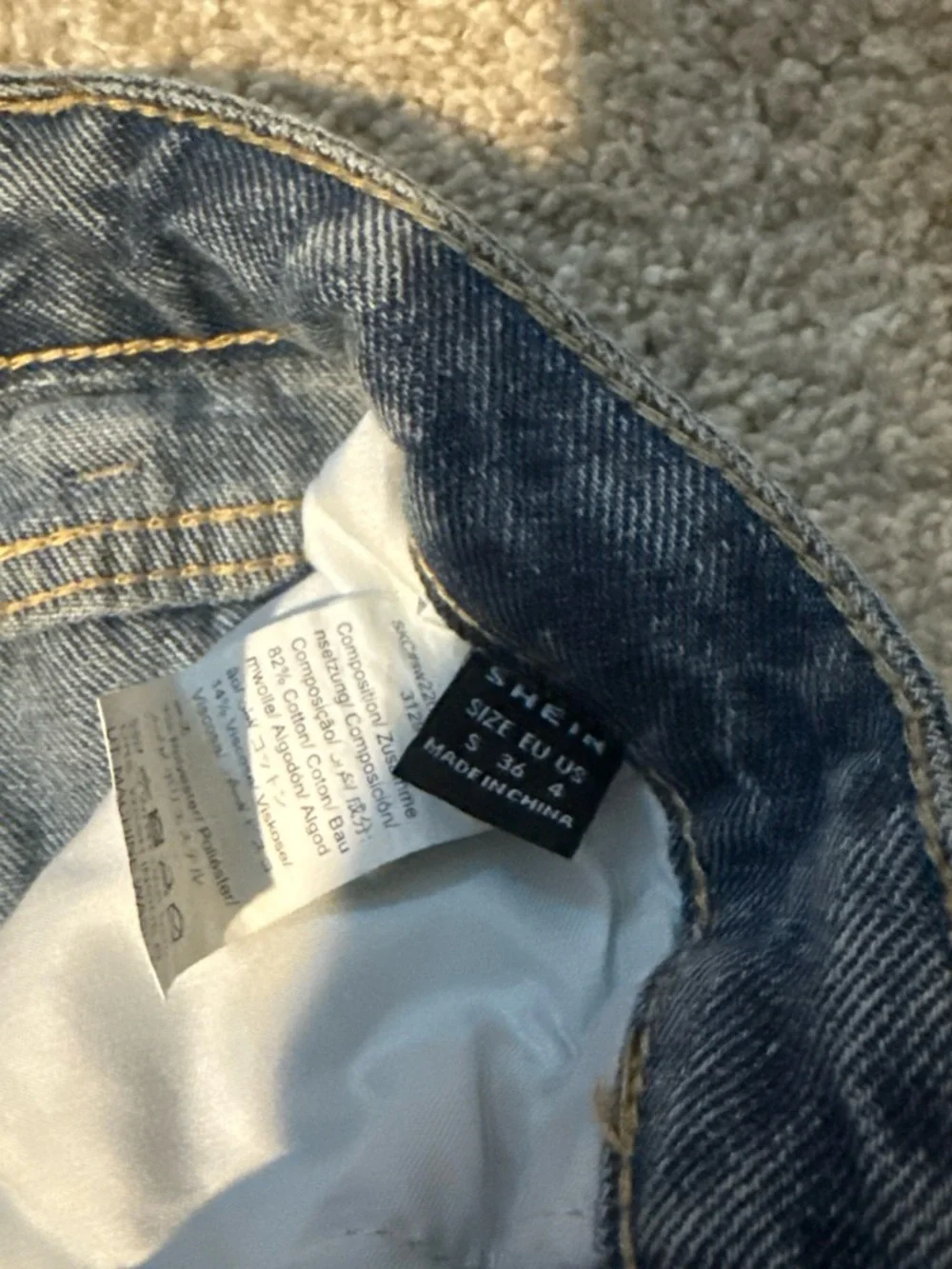 SHEIN Distressed Light Blue Boyfriend Jeans - Picture 3 of 3